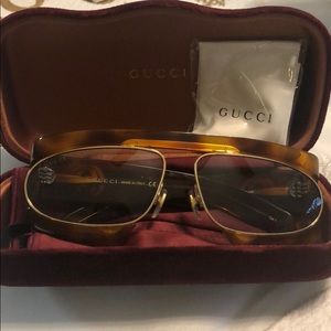 Gucci Shades #GG0233S Brand new never worn in case